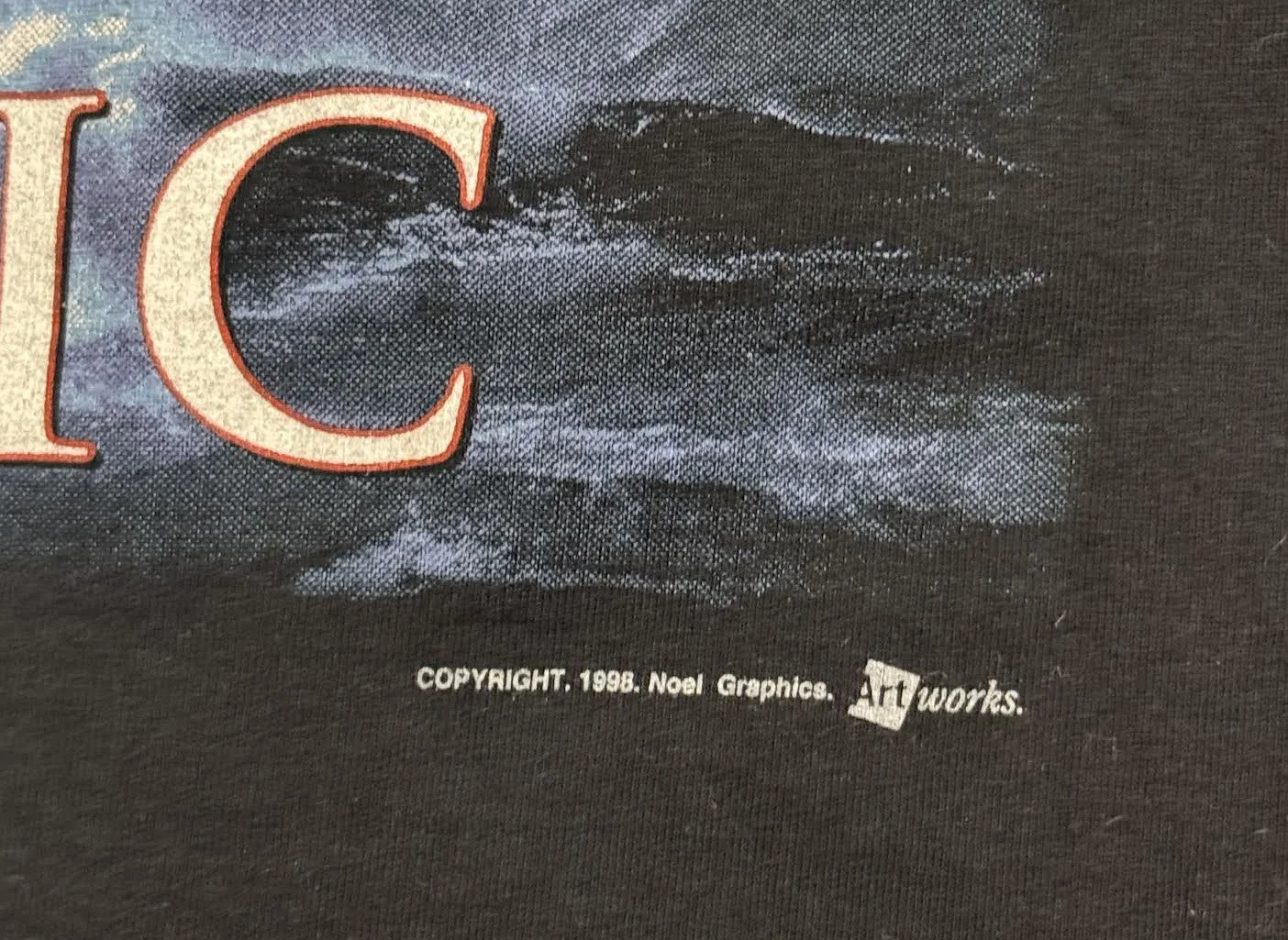 Vintage The Titanic Leonardo Dicaprio Kate Winslet T Shirt (Size M